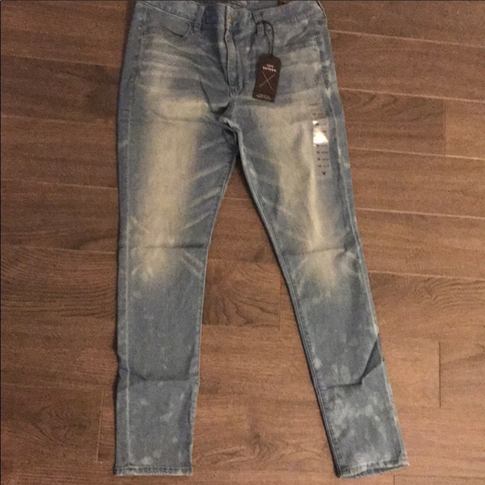 NEW American Eagle Sateen Jegging